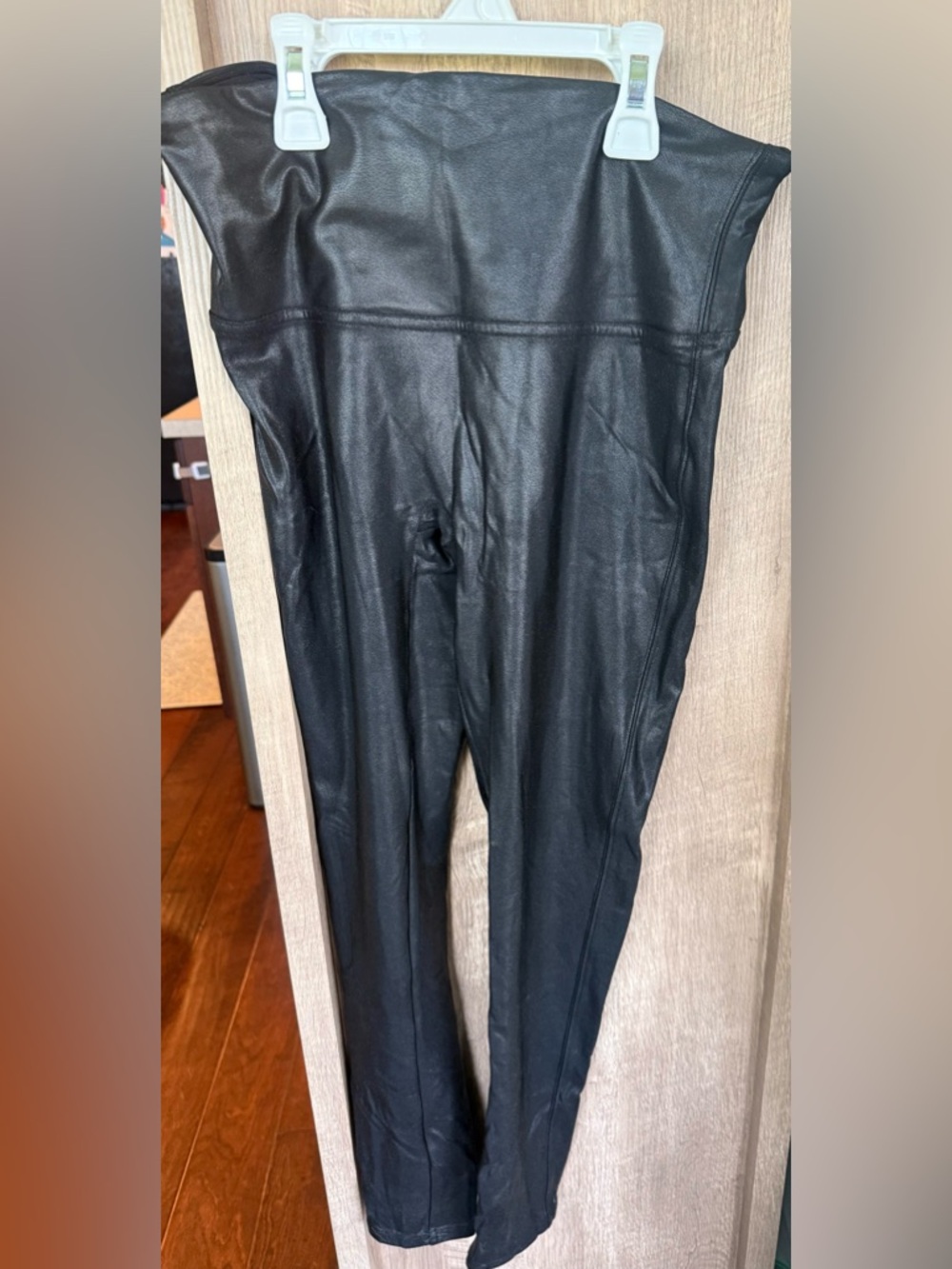 SPANX Black Shiny Faux Leather-Look Leggings Petite L/G